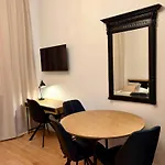 Kalwaryjska Apartment *